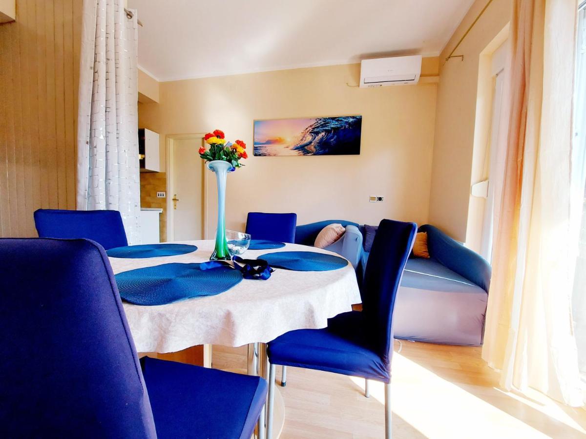 Apartments Adriatic Riviera 茨里克韦尼察 外观 照片