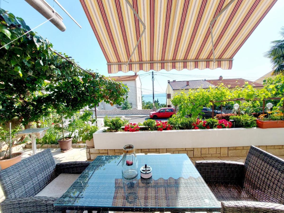 Apartments Adriatic Riviera 茨里克韦尼察 外观 照片