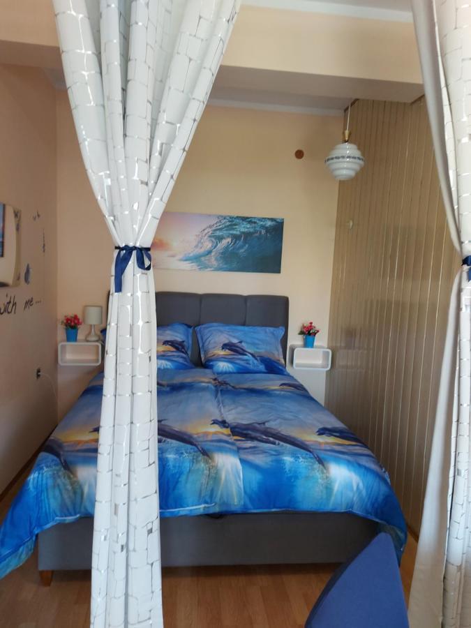 Apartments Adriatic Riviera 茨里克韦尼察 外观 照片